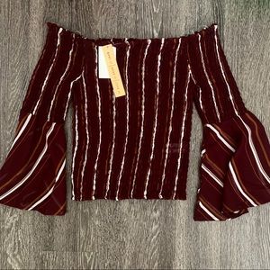 OFF SHOULDER BELL SLEEVE TOP